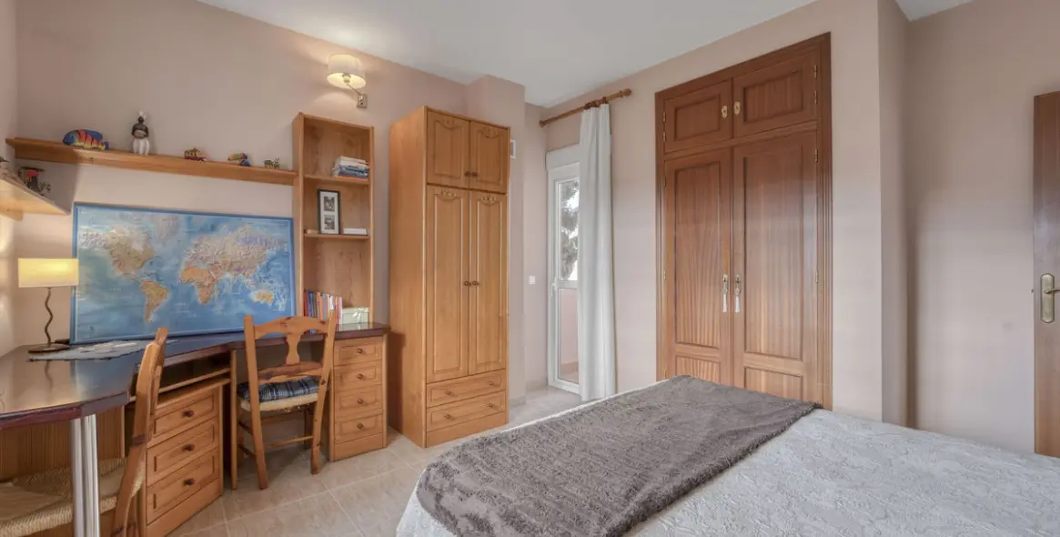 Sale of detached villa in Málaga 45