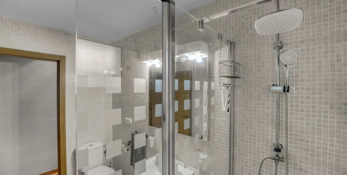 Sale of detached villa in Málaga 54