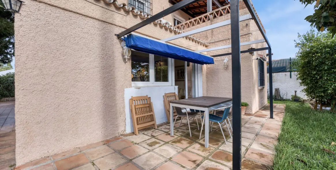 Sale of detached villa in Málaga 70