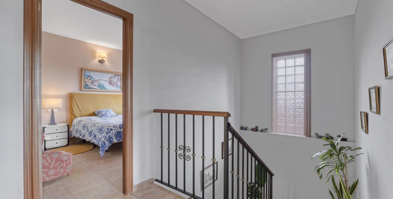 Sale of detached villa in Málaga 27