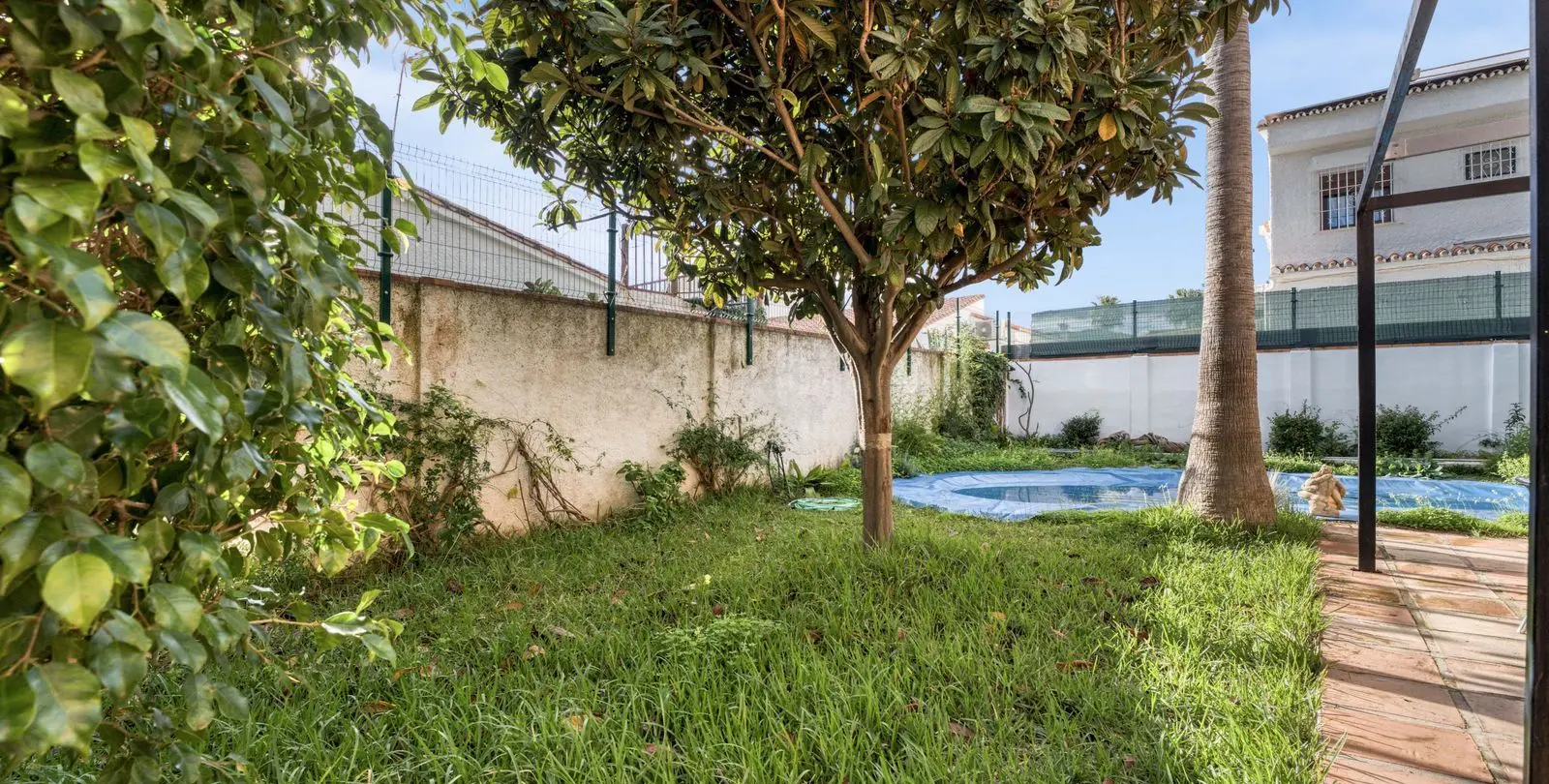 Sale of detached villa in Málaga 49