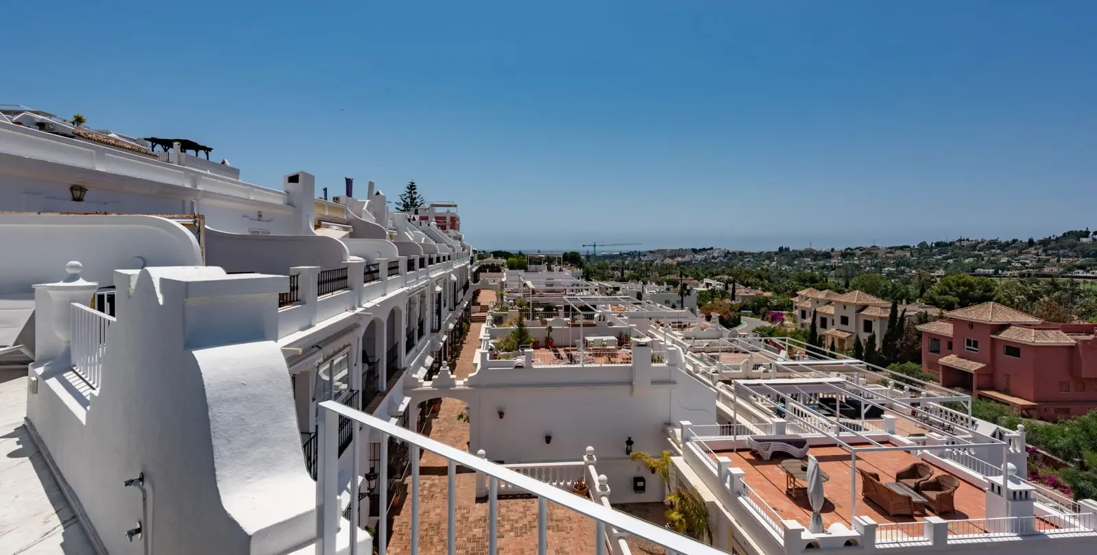Venta de adosado en Nueva Andalucía 33