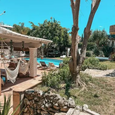 Venta de villa independiente en Nueva Andalucía