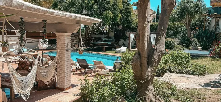 Venta de villa independiente en Nueva Andalucía 1