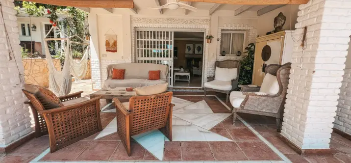 Venta de villa independiente en Nueva Andalucía 4