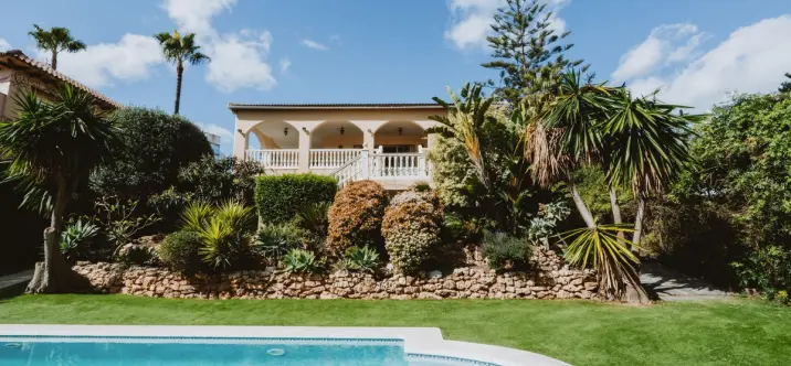 Venta de villa independiente en Marbesa 1