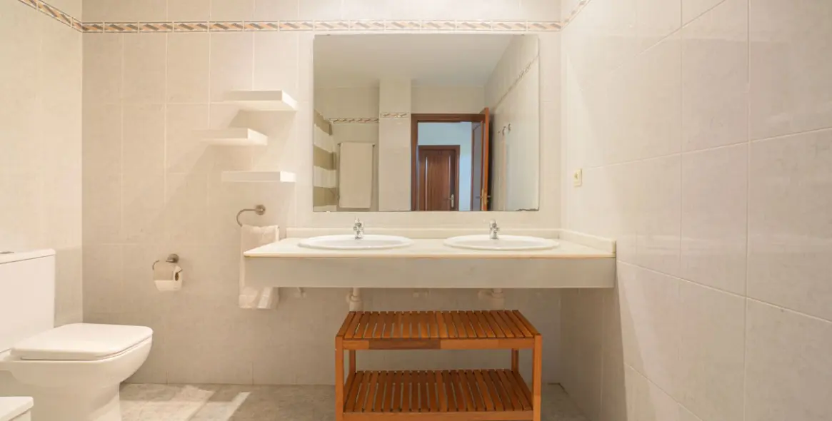 Venta de villa independiente en Marbesa 17