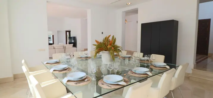 Venta de villa independiente en Guadalmina Alta 2