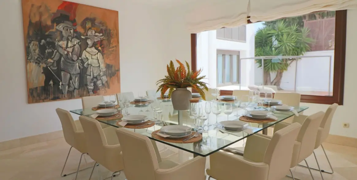 Venta de villa independiente en Guadalmina Alta 12