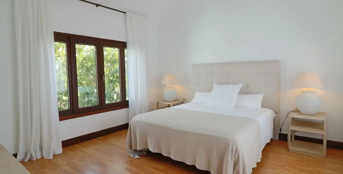 Venta de villa independiente en Guadalmina Alta 18