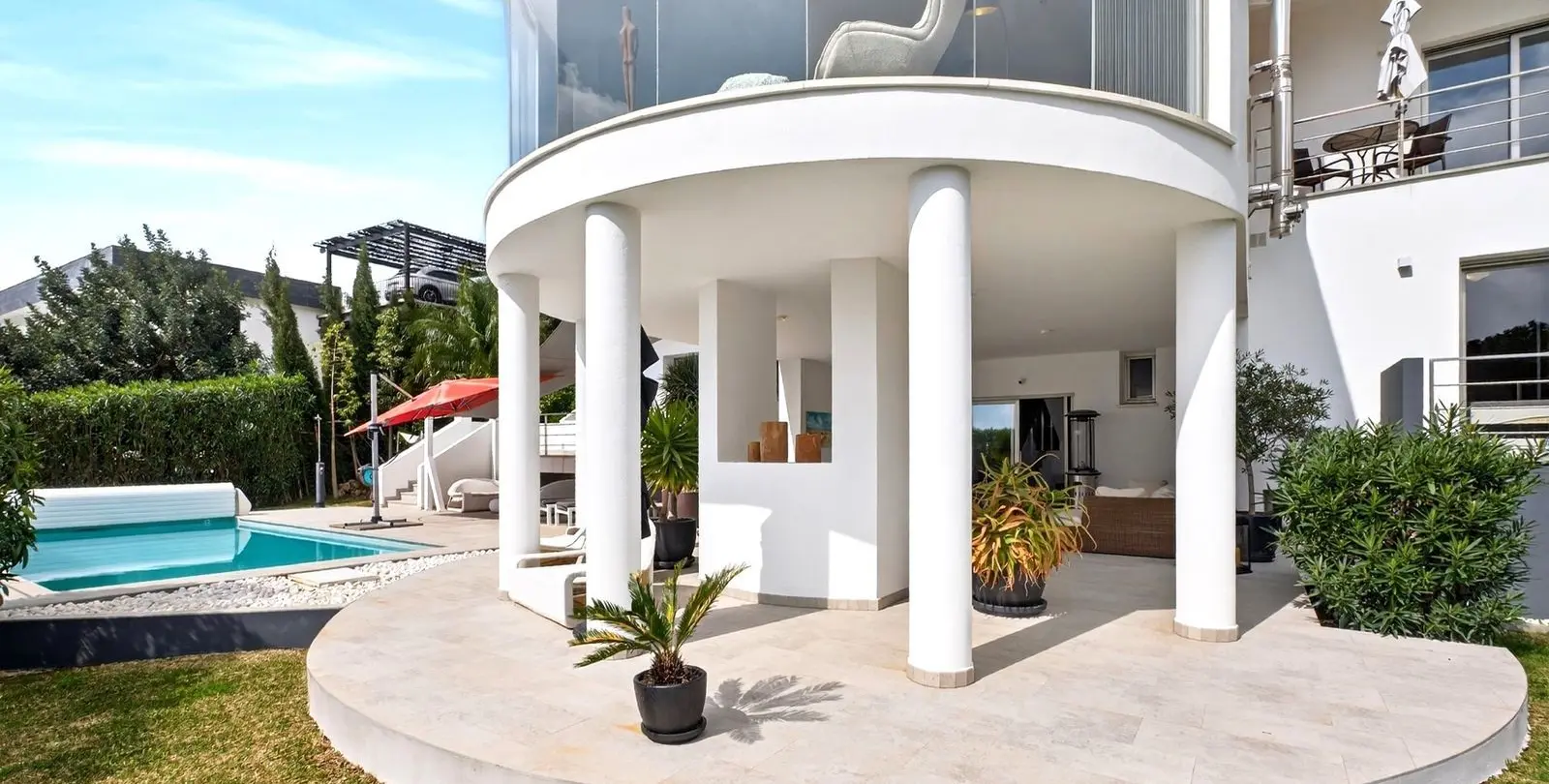 Sale of detached villa in Valtocado 6