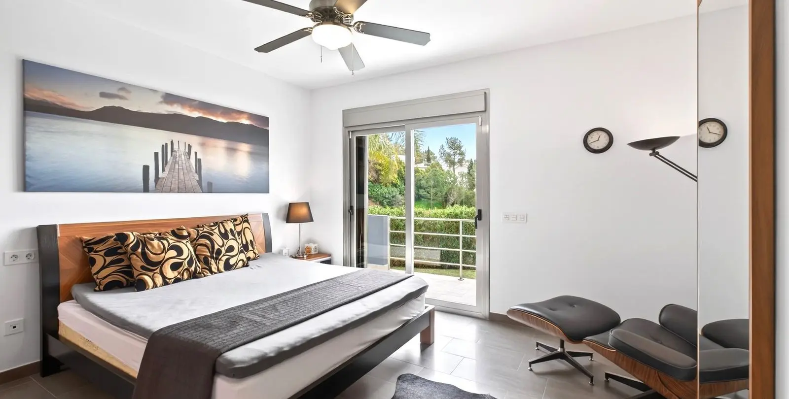 Sale of detached villa in Valtocado 32
