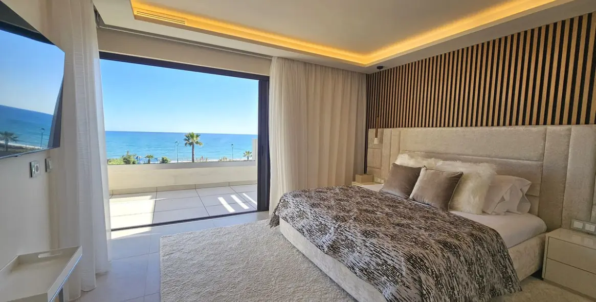 Venta de adosado en New Golden Mile 5