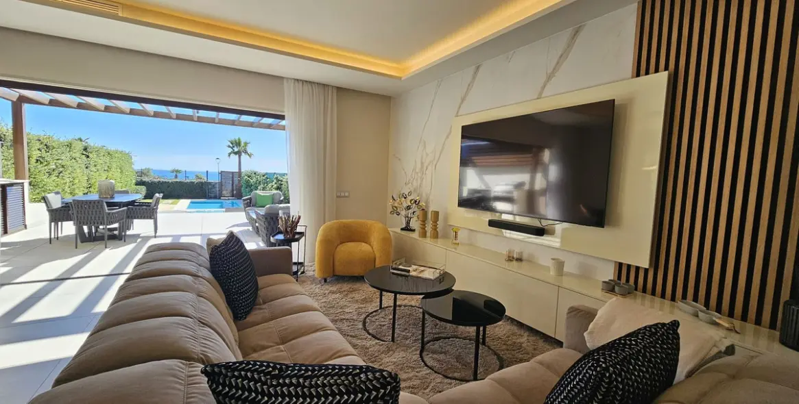 Venta de adosado en New Golden Mile 13