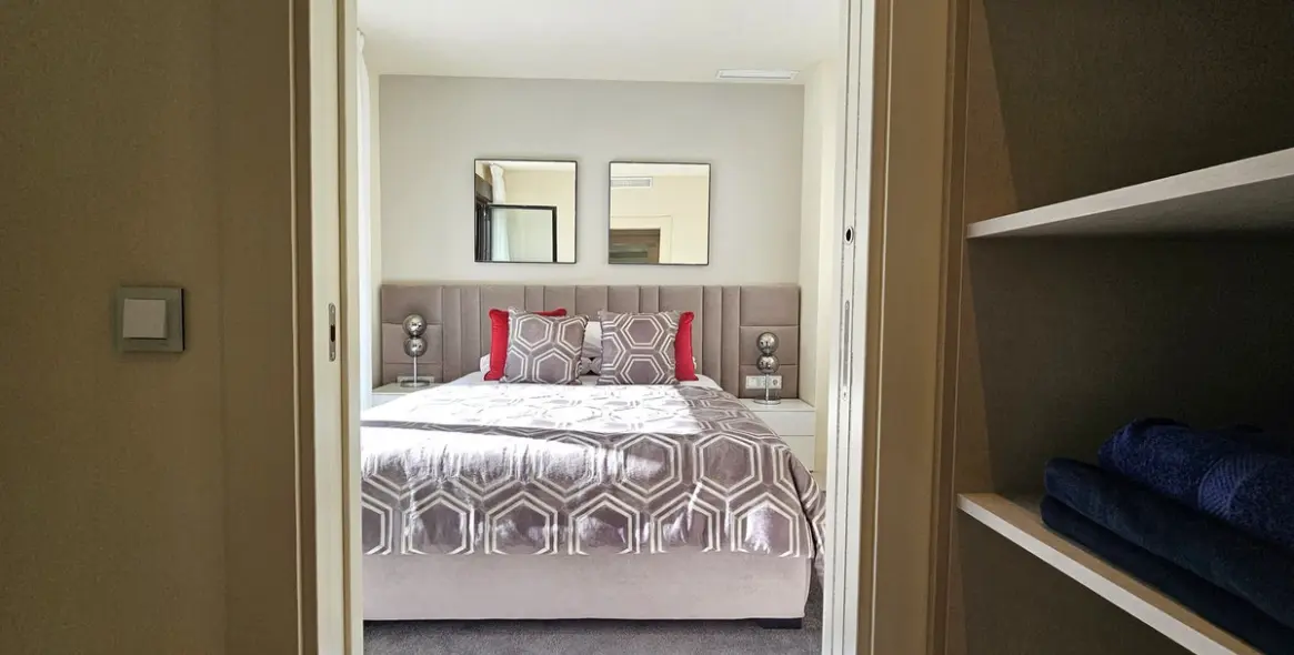 Venta de adosado en New Golden Mile 24