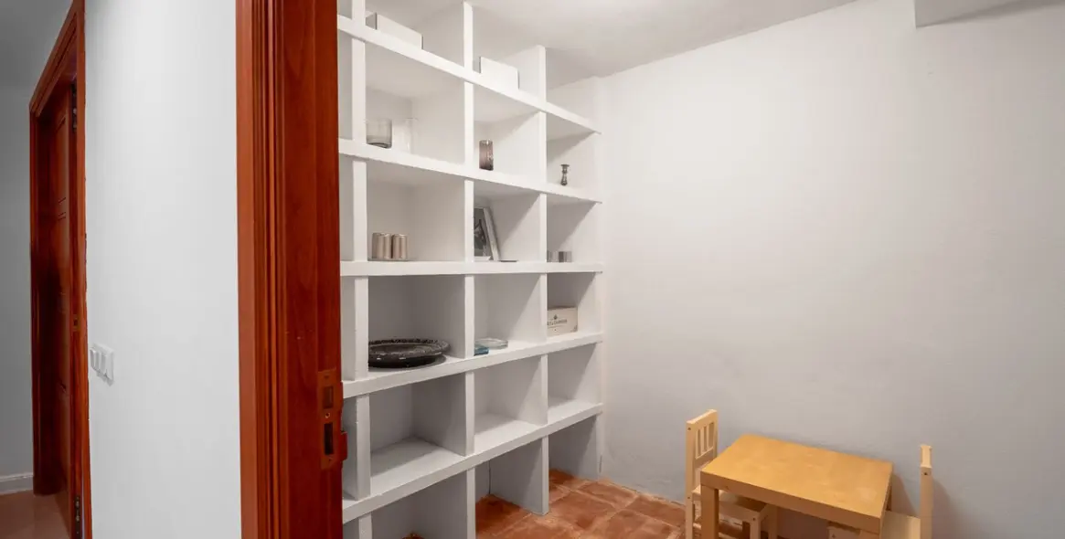 Venta de villa independiente en Aloha 52