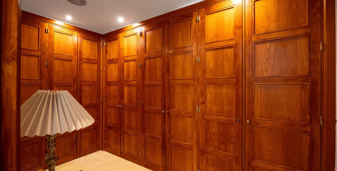 Venta de villa independiente en Aloha 71