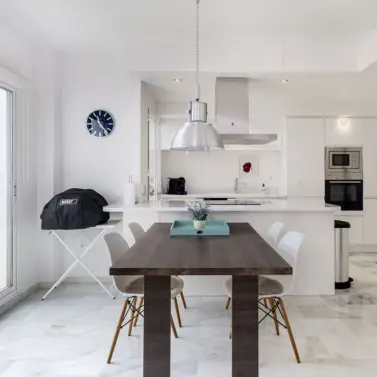 Short-term rent of middle floor apartment in Nueva Andalucía