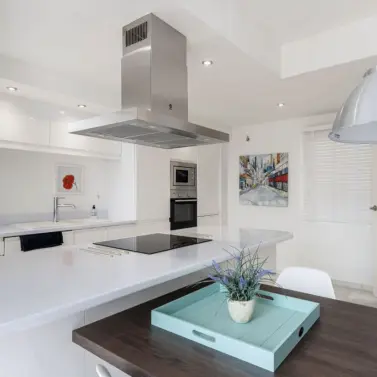 Short-term rent of middle floor apartment in Nueva Andalucía