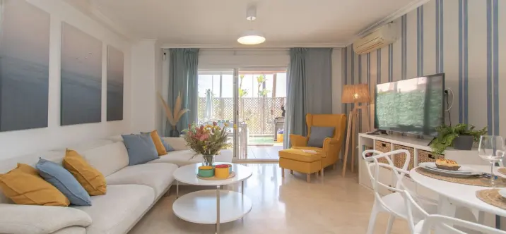 Продажа двухуровневых апартаментов в Mijas Costa 0