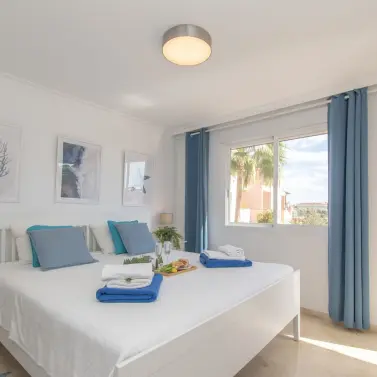 Продажа двухуровневых апартаментов в Mijas Costa