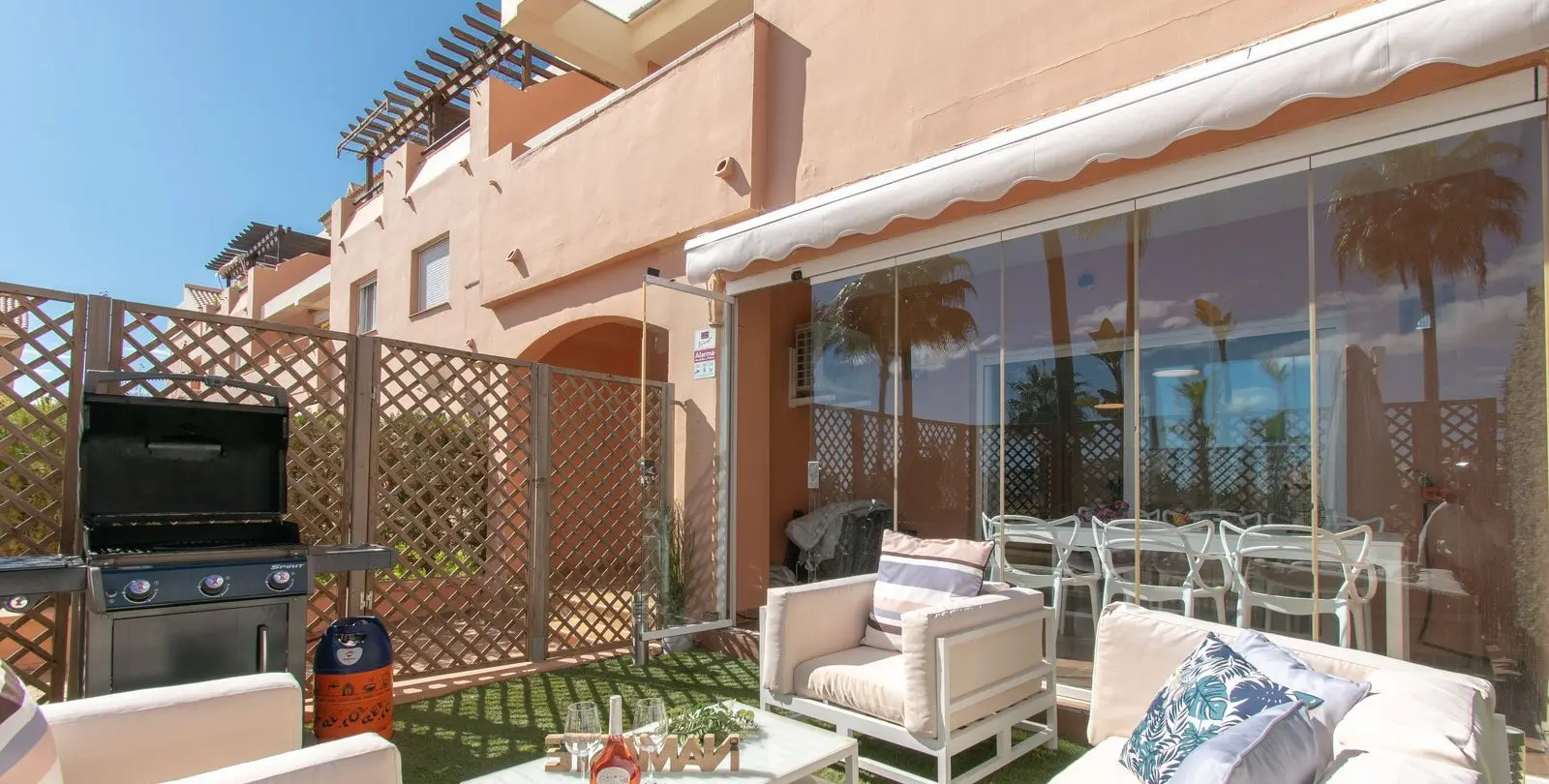 Продажа двухуровневых апартаментов в Mijas Costa 13
