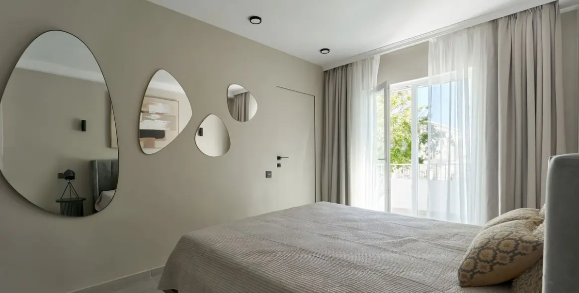 Venta de apartamento en planta media en Nueva Andalucía 19