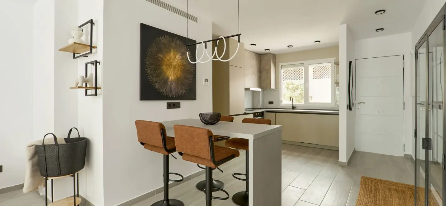 Sale of middle floor apartment in Nueva Andalucía 4