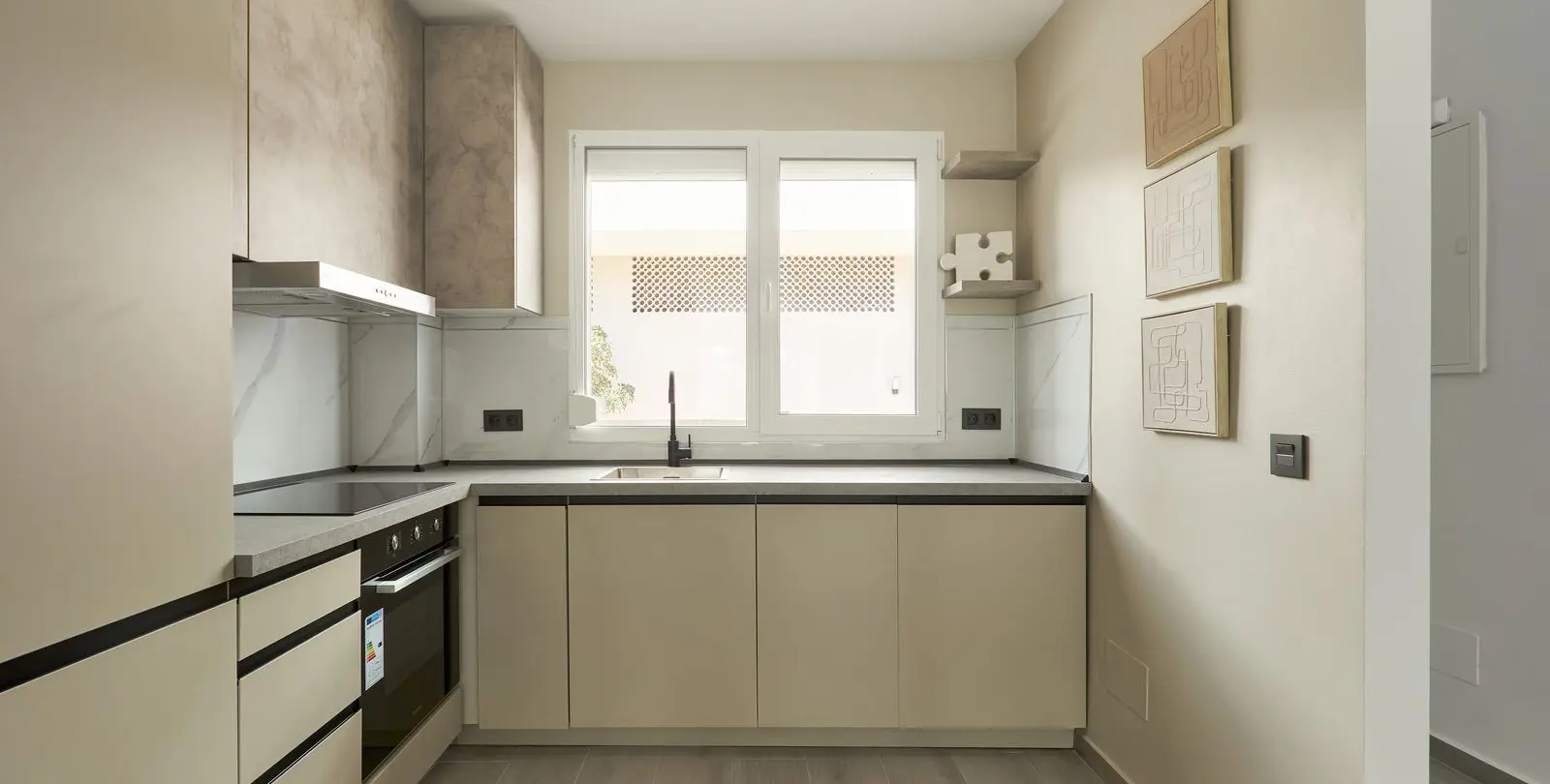 Sale of middle floor apartment in Nueva Andalucía 7