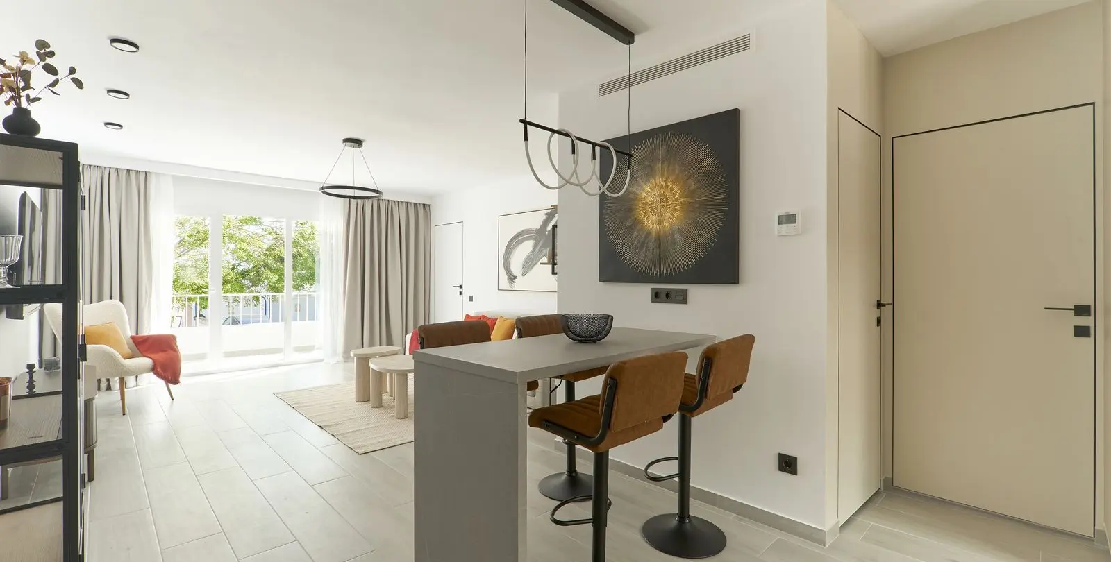 Sale of middle floor apartment in Nueva Andalucía 10