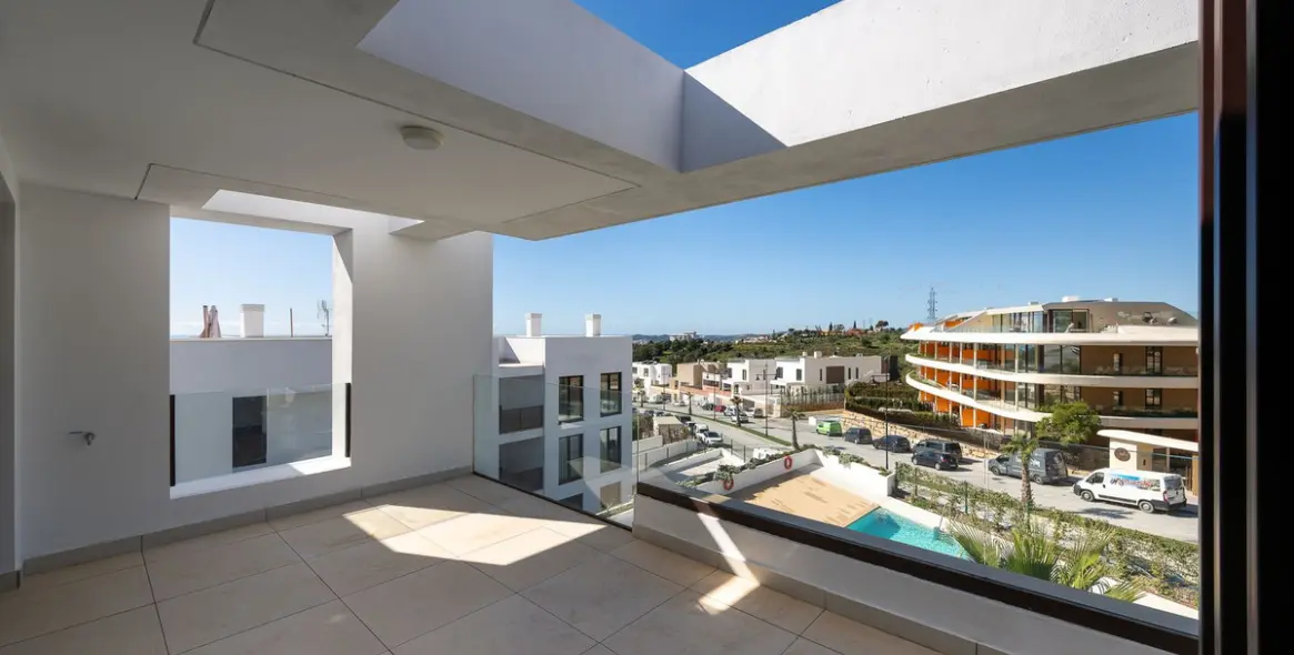 Sale of penthouse in Fuengirola 1