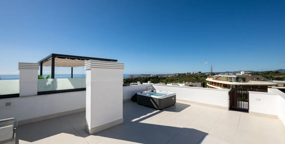 Sale of penthouse in Fuengirola 7