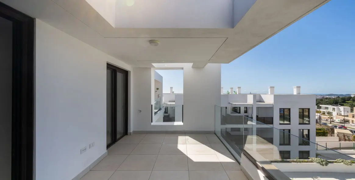 Sale of penthouse in Fuengirola 9
