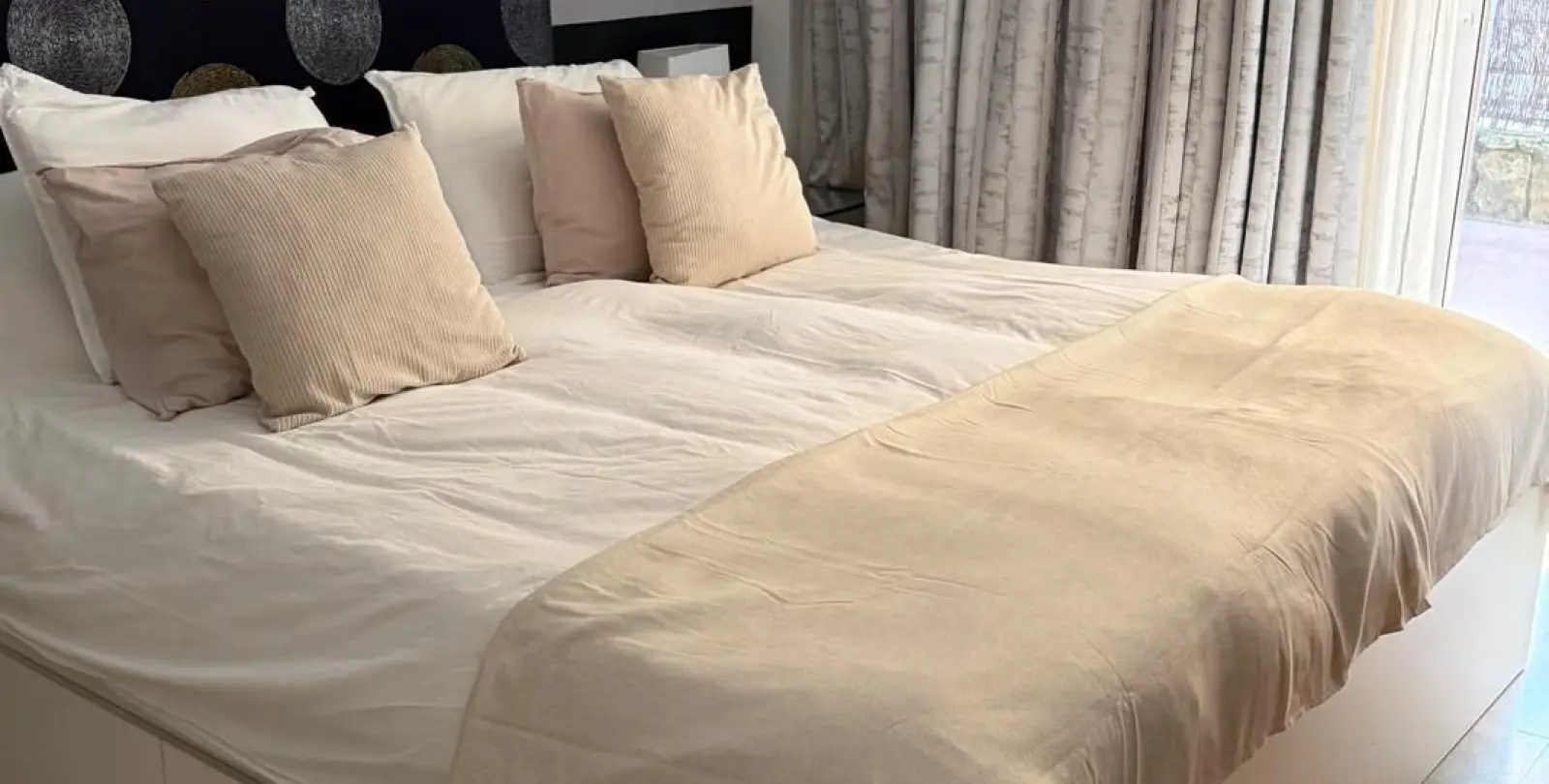 Sale of ground floor apartment in The Golden Mile 8