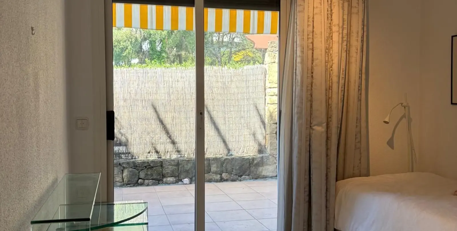 Sale of ground floor apartment in The Golden Mile 10