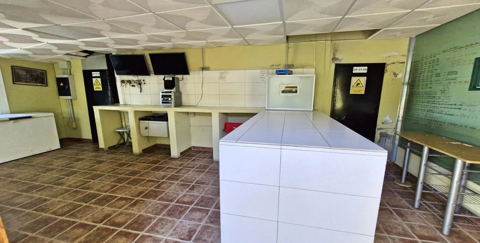 Продажа фермы в Coín 43