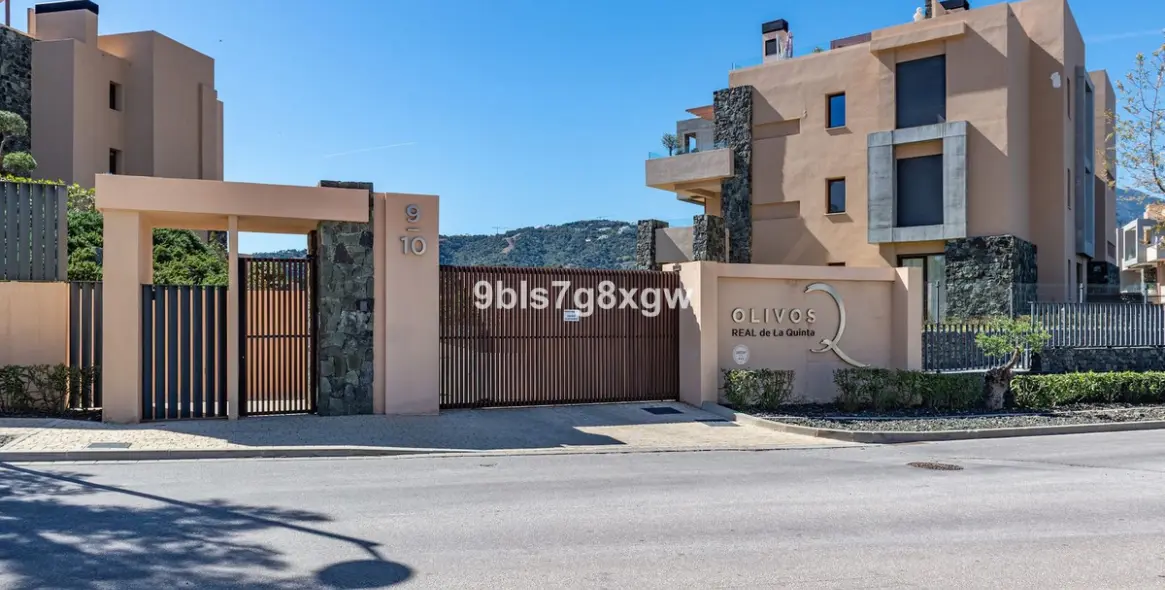 Продажа апартаментов на первом этаже в La Quinta 10