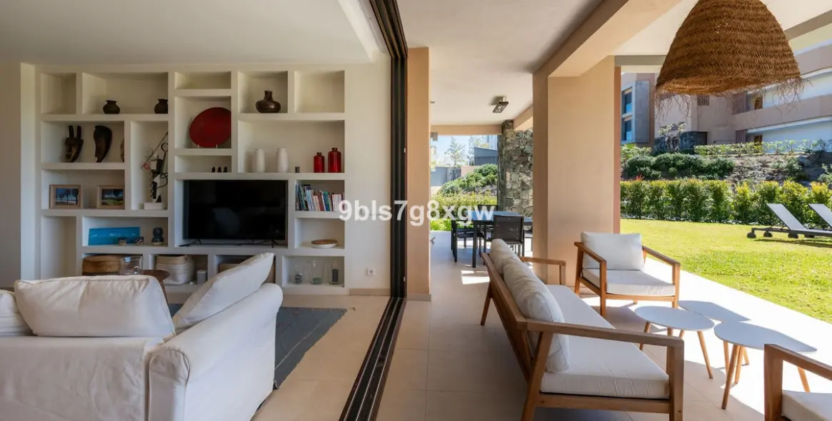 Продажа апартаментов на первом этаже в La Quinta 14