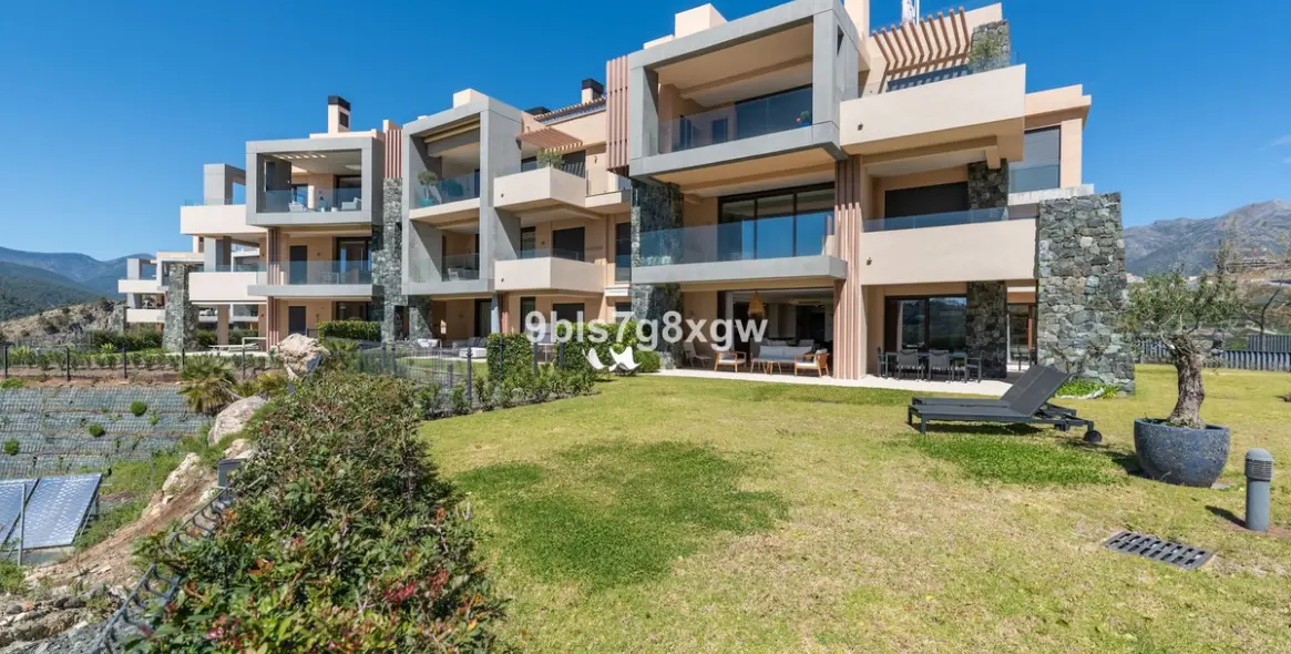 Продажа апартаментов на первом этаже в La Quinta 26