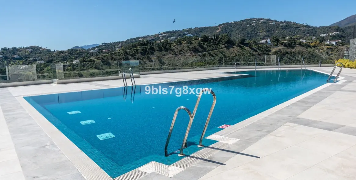 Продажа апартаментов на первом этаже в La Quinta 30