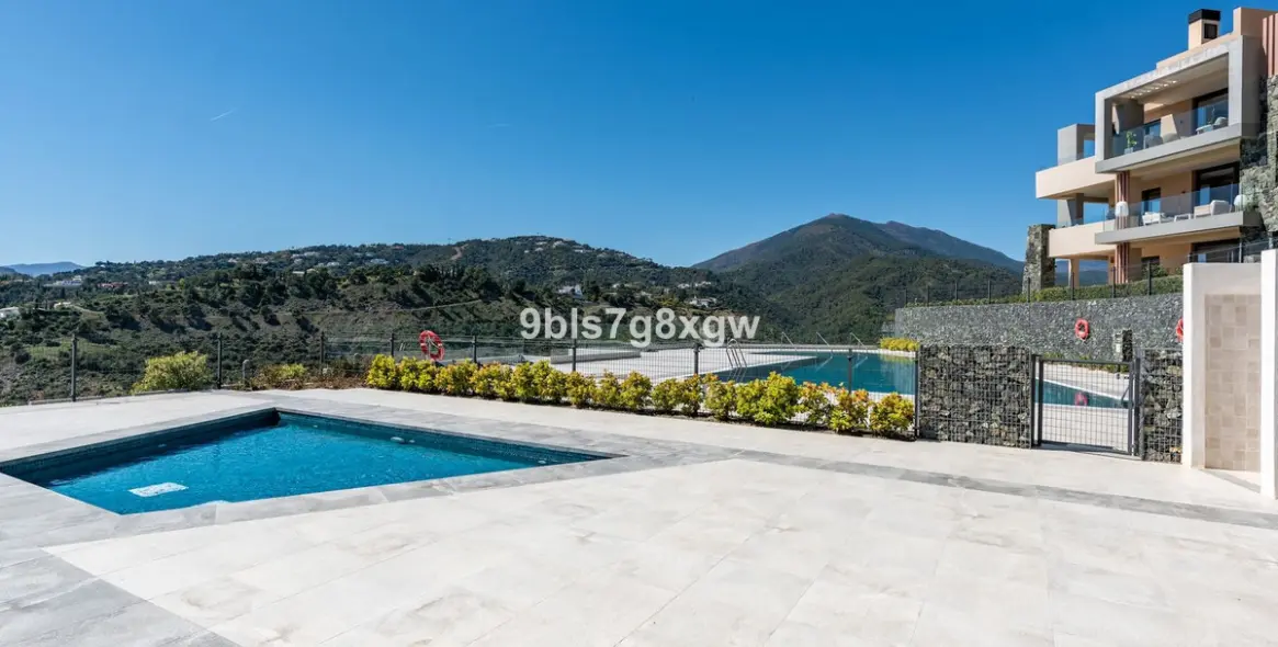 Продажа апартаментов на первом этаже в La Quinta 31