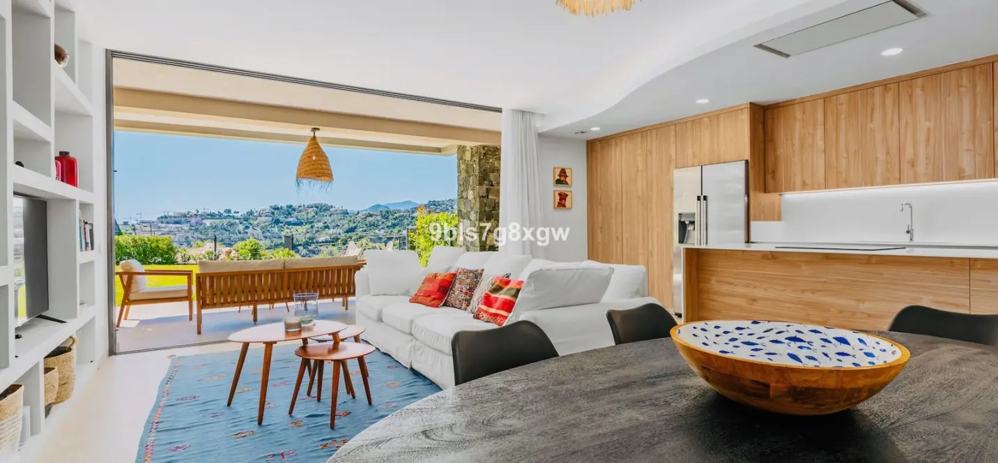 Venta de apartamento en planta baja en La Quinta 2