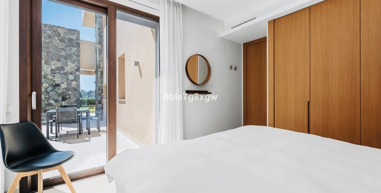 Venta de apartamento en planta baja en La Quinta 19
