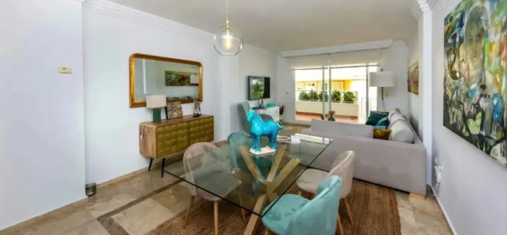 Sale of ground floor apartment in Las Brisas 2