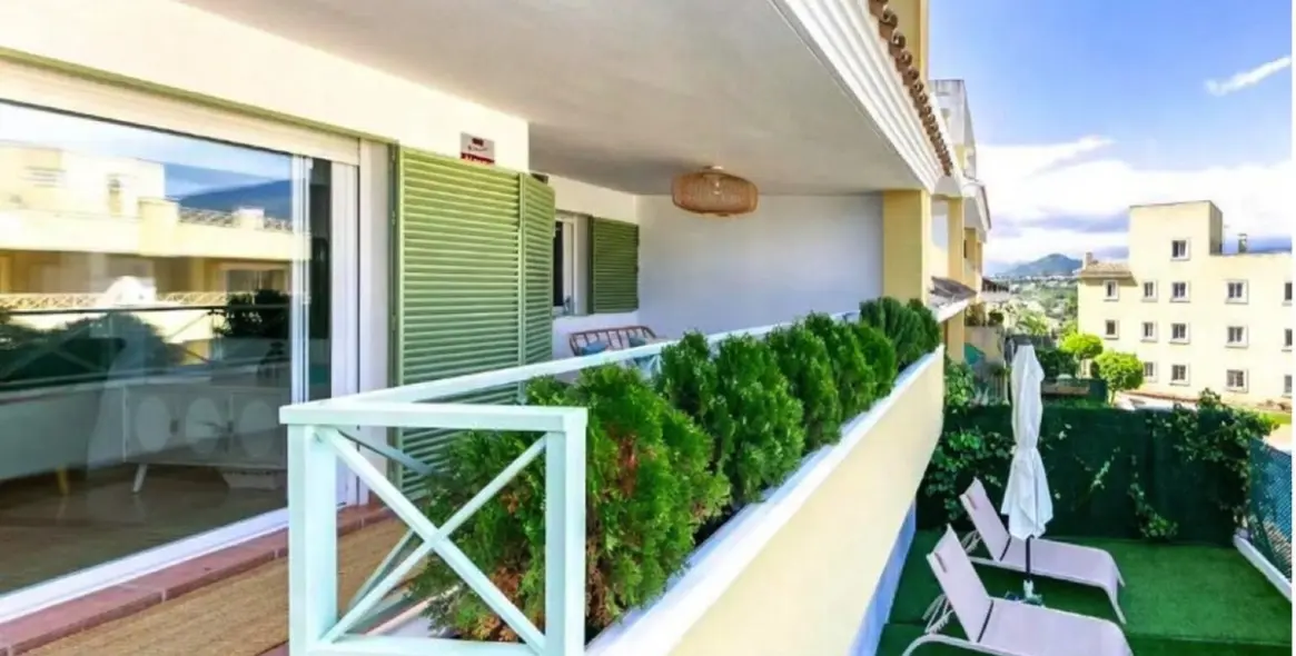Venta de apartamento en planta baja en Las Brisas 4