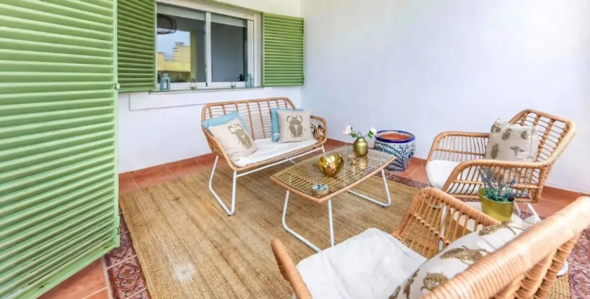 Venta de apartamento en planta baja en Las Brisas 6