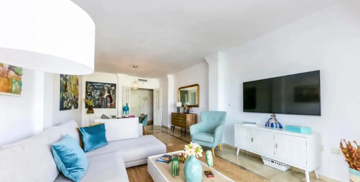 Venta de apartamento en planta baja en Las Brisas 20