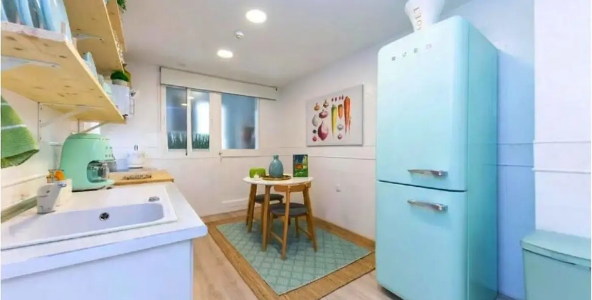 Venta de apartamento en planta baja en Las Brisas 23