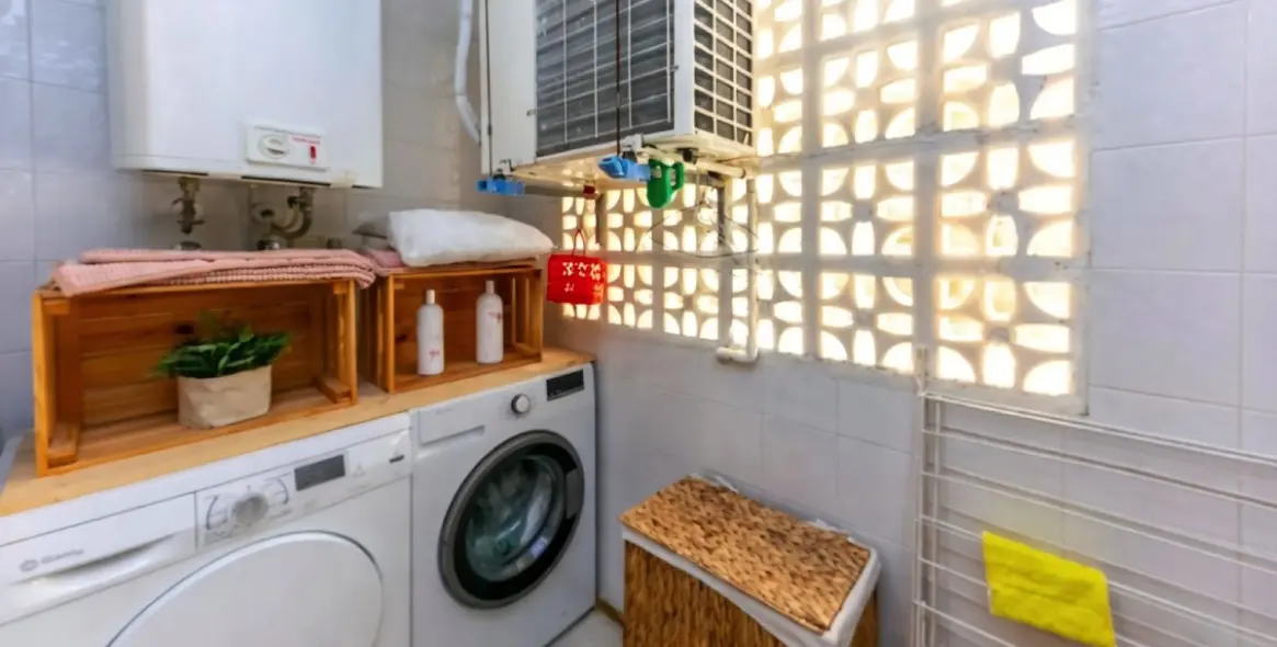 Venta de apartamento en planta baja en Las Brisas 27