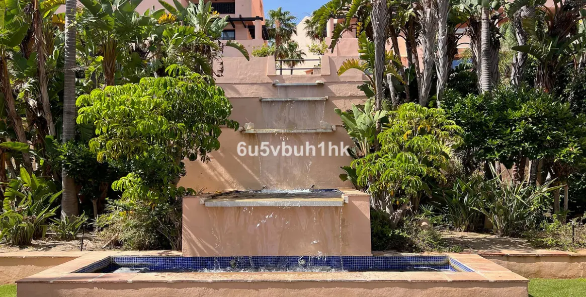 Продажа двухуровневого пентхауса в Calahonda 21